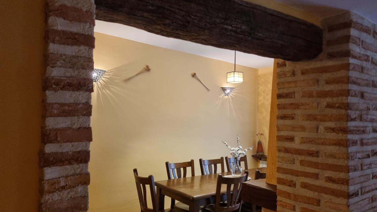Casa Rural La Posada De Santa Teresa Pastrana Exterior photo